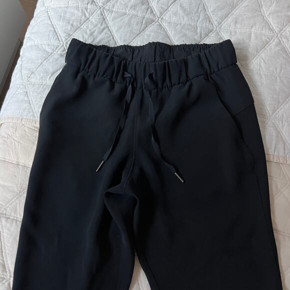 Lululemon On The Fly Pant Black Size 4 - Picture 6 of 13
